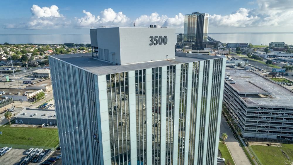 Executive Office Tower: 3500 N Causeway Blvd , Metairie, LA 70002